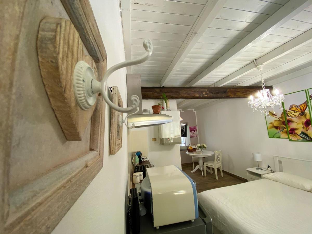 Nicolaus Apartment Sesto Calende Ngoại thất bức ảnh