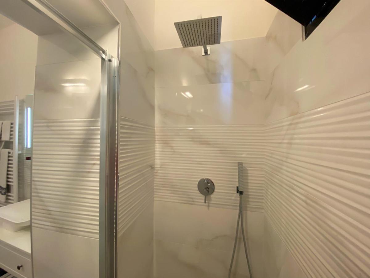 Nicolaus Apartment Sesto Calende Ngoại thất bức ảnh